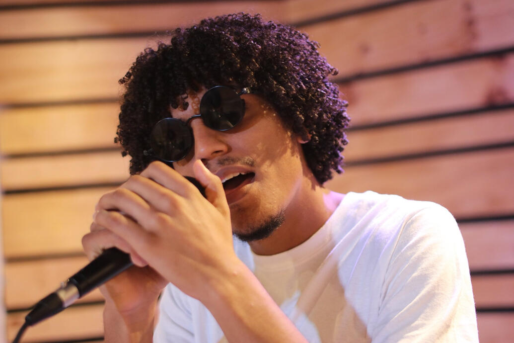 SRN EPK Photo 3 SRN EPK Photo 3